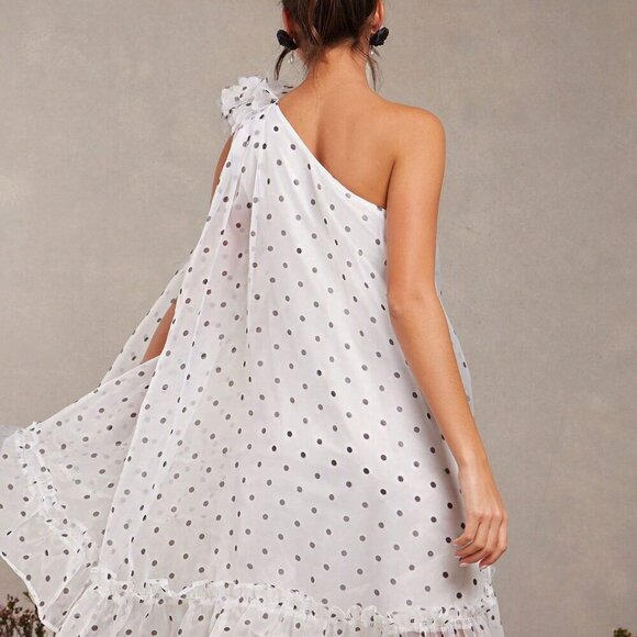 White Elegant Women's Polka Dot Off Shoulder Dress With Detachable Flower - Picture 3 of 5